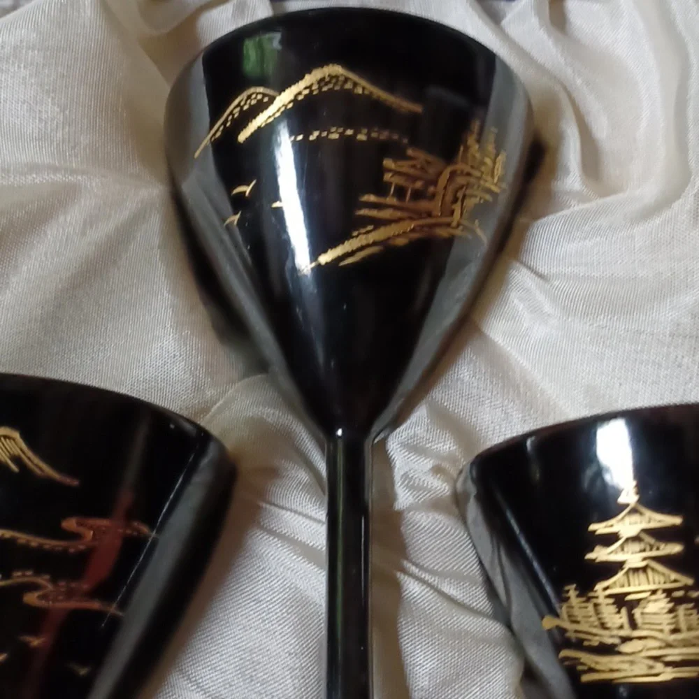 Japanese wooden lacquerware wine glass set and tray in box, vintage